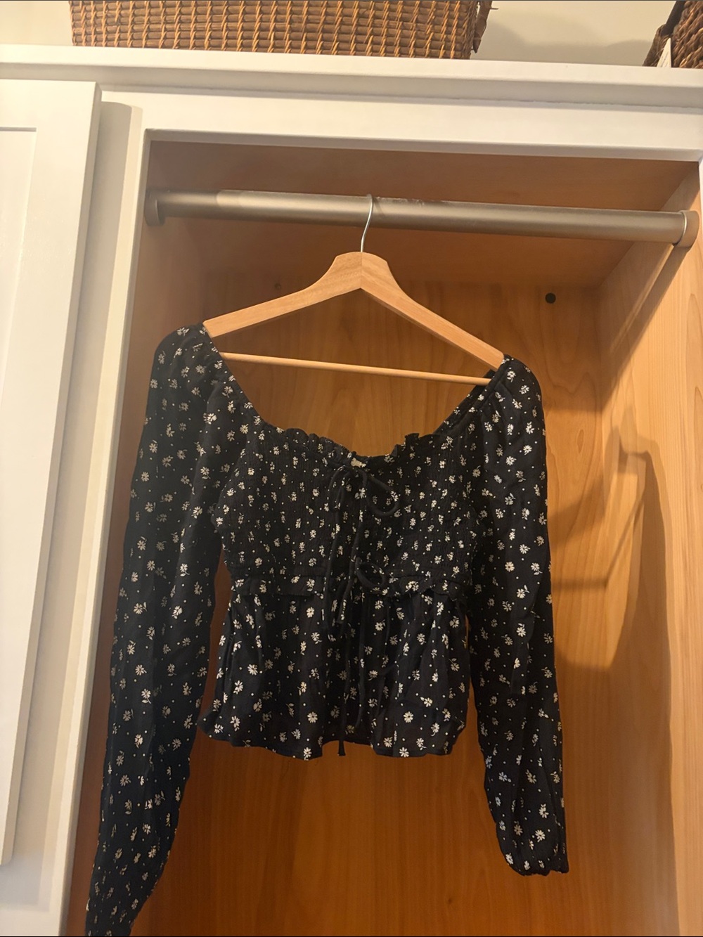American Eagle Outfitters Black Floral Tie-Front Peasant Blouse